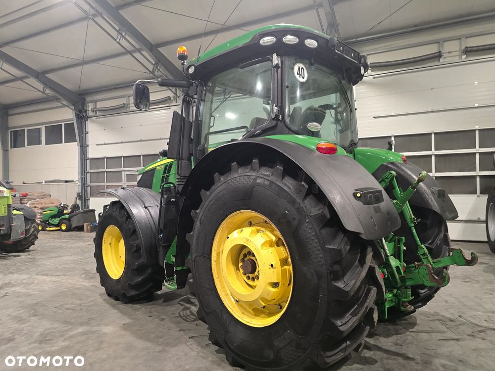 John Deere 7310R - 10
