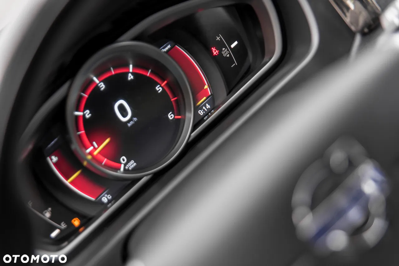 Volvo V40 - 28
