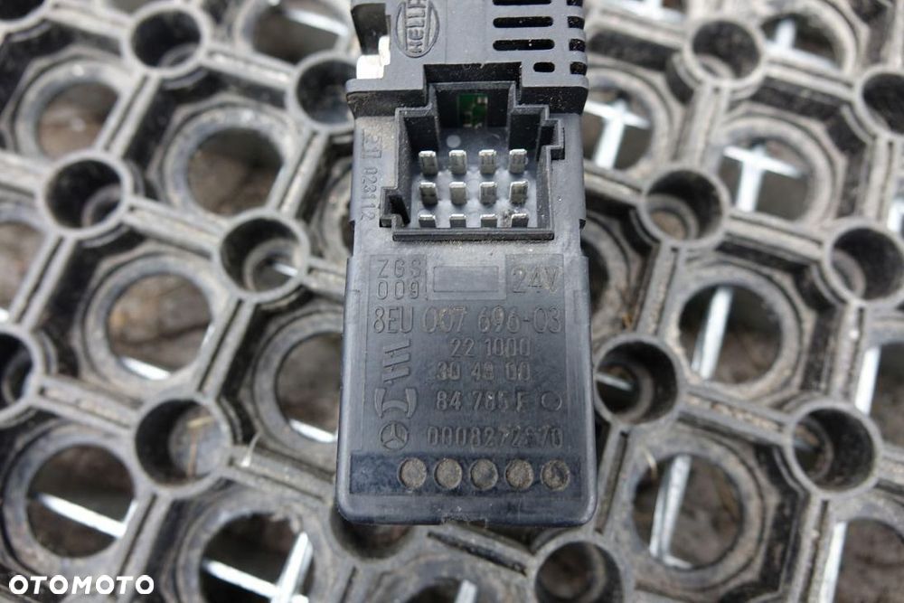 STEROWNIK WEBASTO  MERCEDES 0008272670 - 3