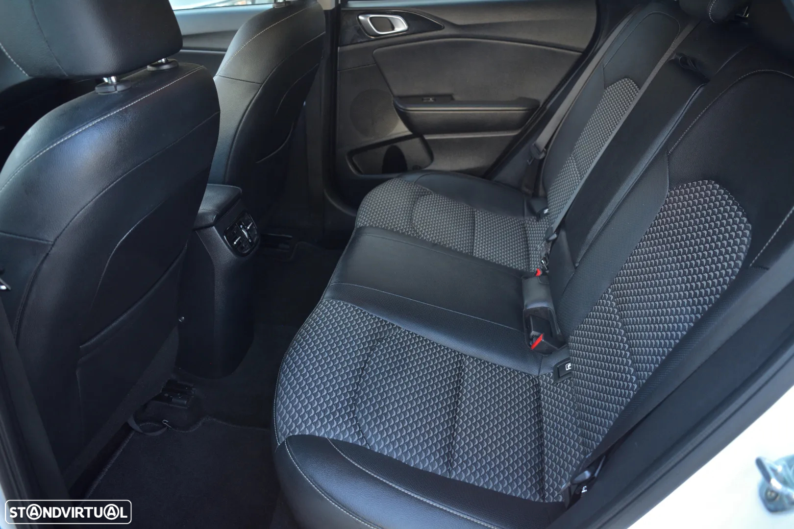 Kia XCeed 1.0 T-GDI Tech - 7