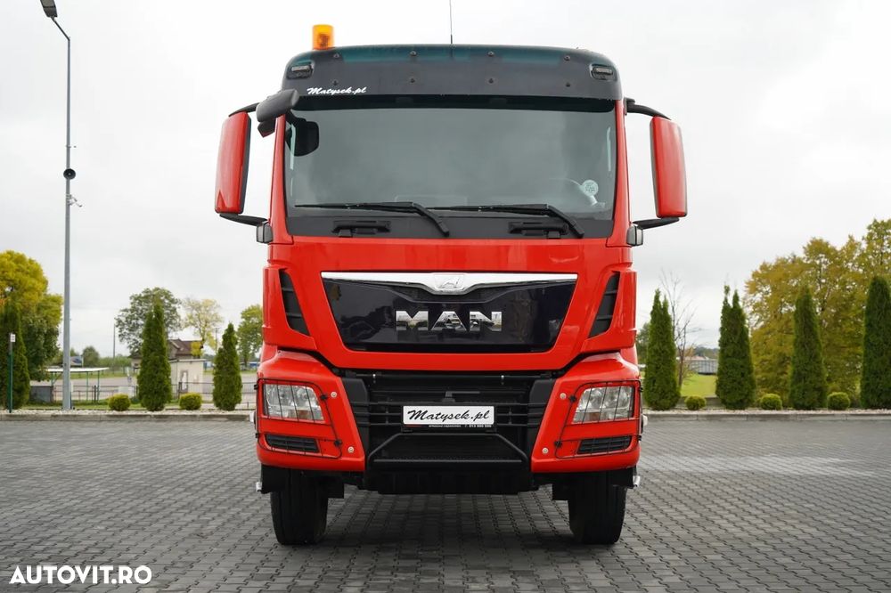 MAN TGS 26.400 / 6x4 / BASCULĂ DUBLĂ + HDS HMF 1530 K2 / HIDRODOXIE LATERALĂ / GRAPPER / TELECOMANDĂ / NAVIGAȚIE / - 14