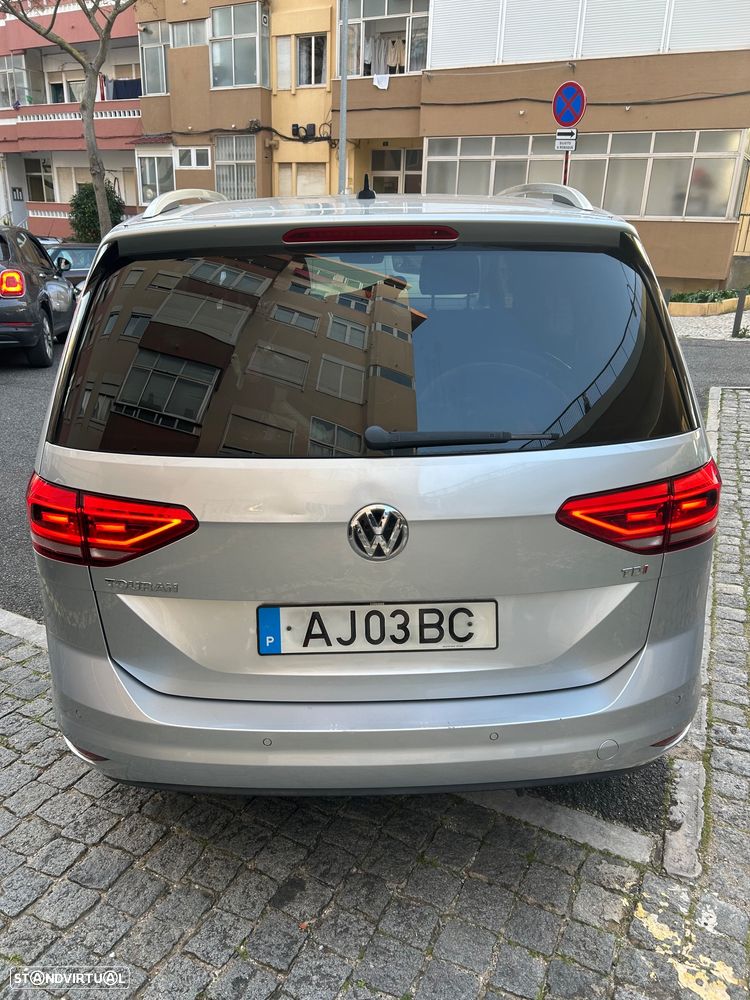 VW Touran 1.6 TDI Highline DSG - 5