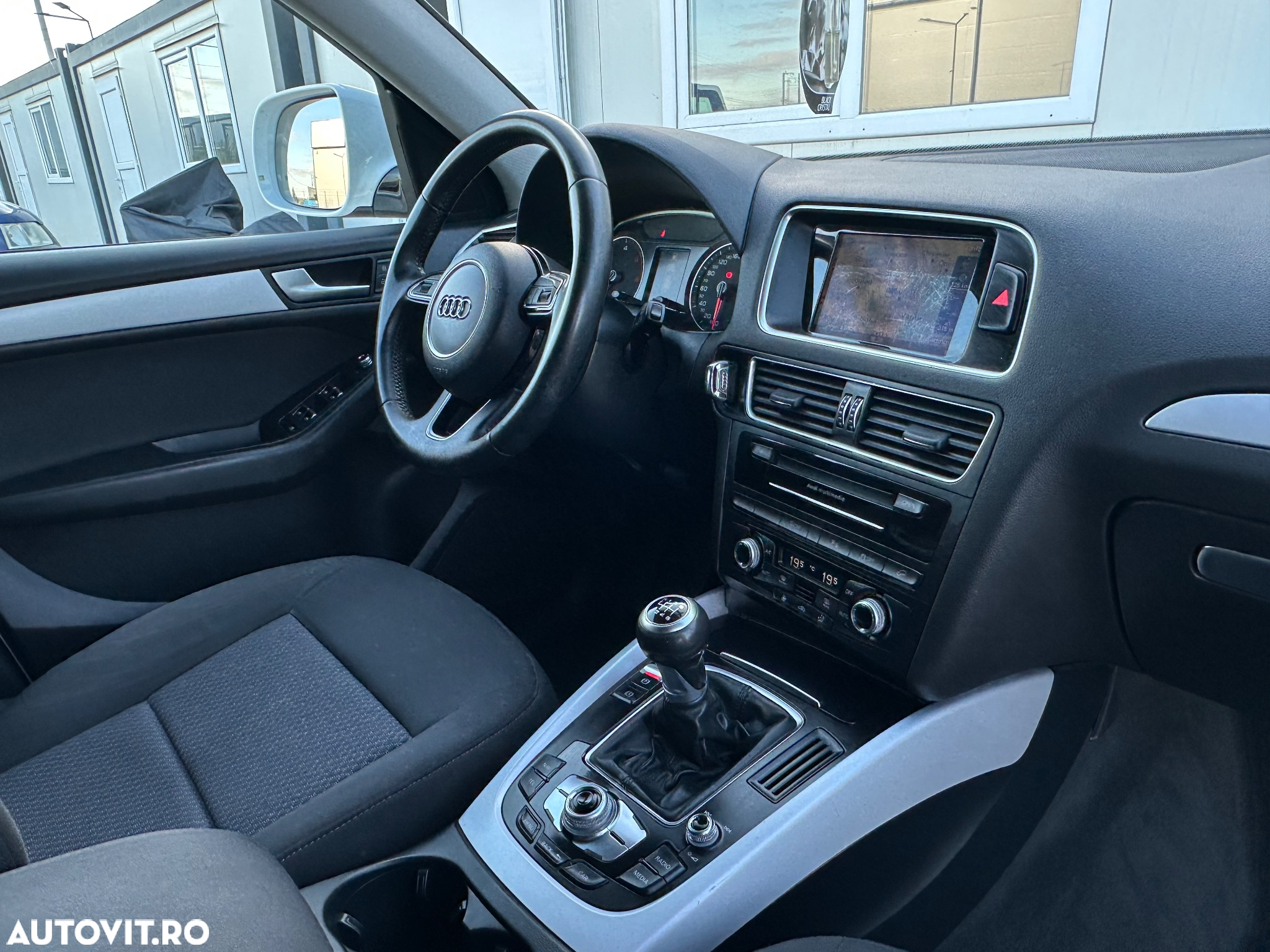 Audi Q5 2.0 TDI Quattro (clean diesel) - 27