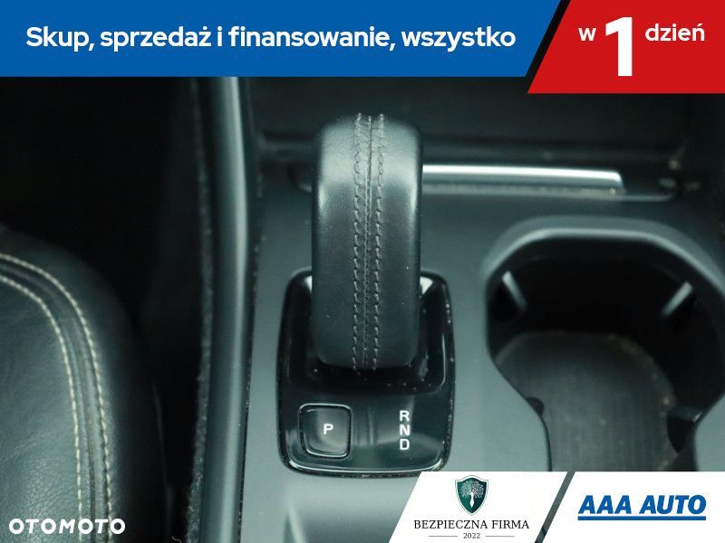 Volvo XC 40 - 18