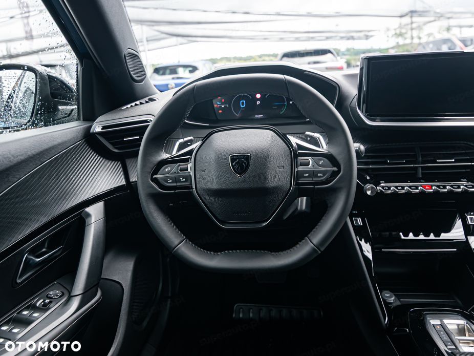 Peugeot 2008 - 9
