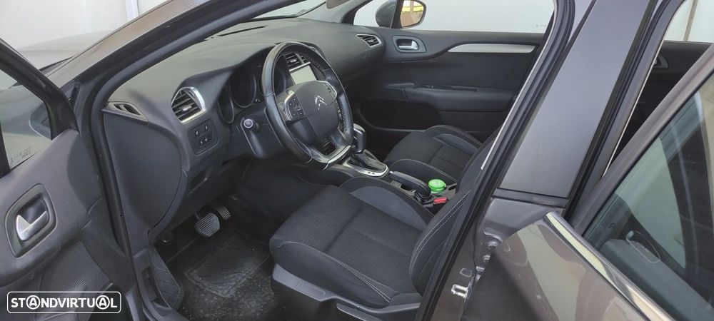 Citroën C4 1.6 BlueHDi Feel EAT6 — fotografia 6