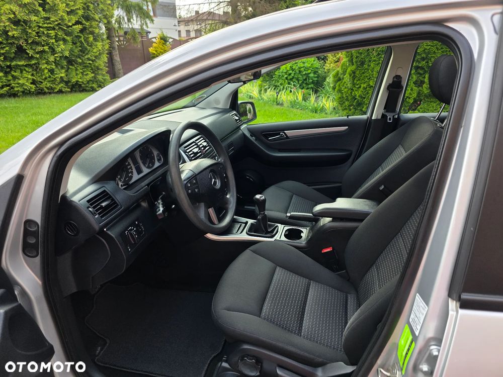 Mercedes-Benz Klasa B 160 BlueEFFICIENCY SPORT EDITION - 8