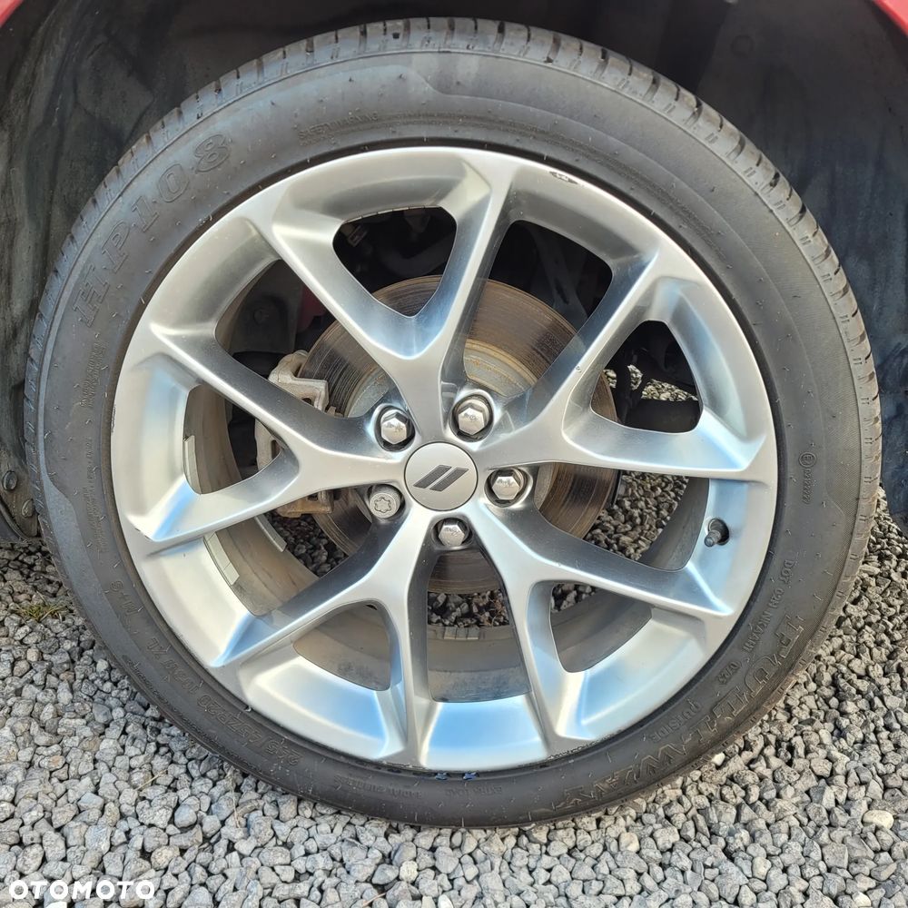 Dodge Challenger 3.6 SXT Plus - 28