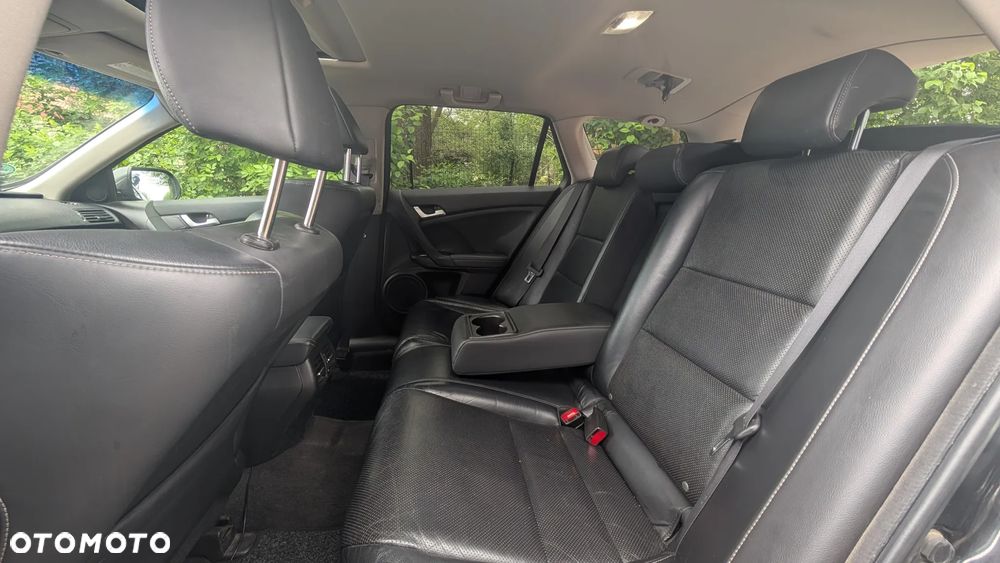 Honda Accord 2.0 Executive Navi - 14