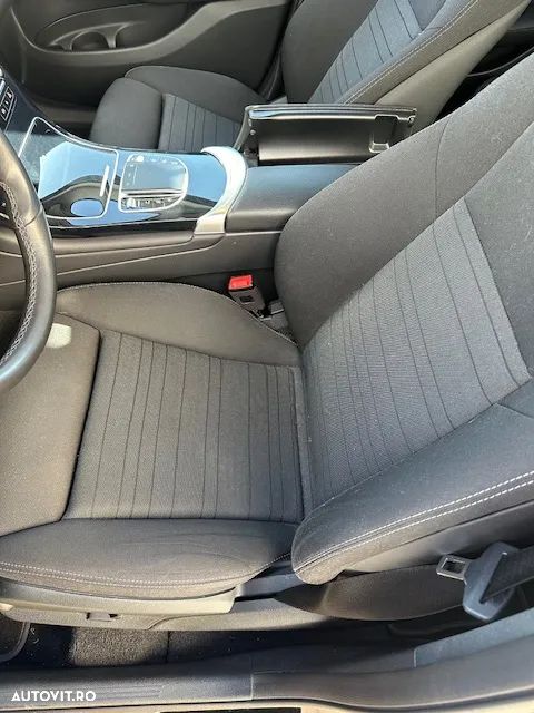 Mercedes-Benz GLC 220 d 4Matic 9G-TRONIC - 28