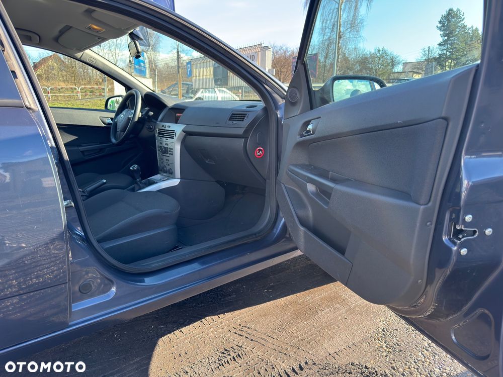 Opel Astra - 22