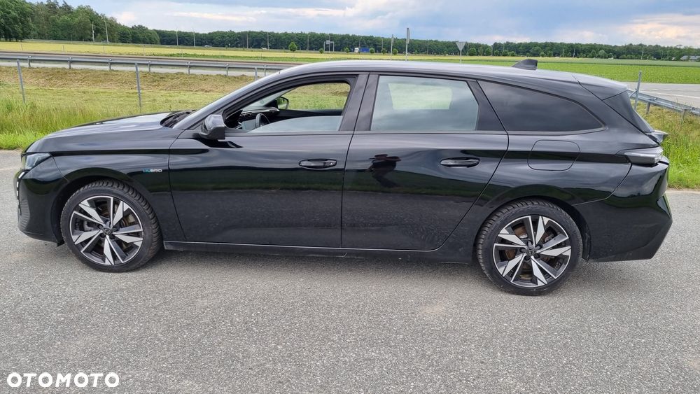 Peugeot 308 180 e-EAT8 GT - 8