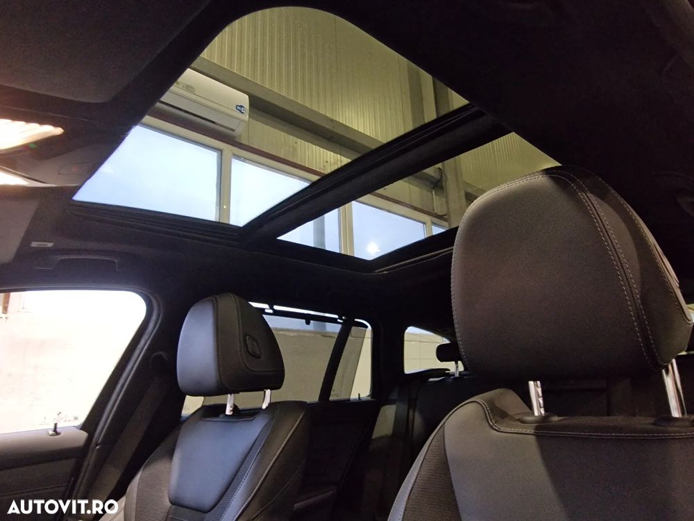 BMW Seria 3 320d Touring Aut. Sport Line - 19