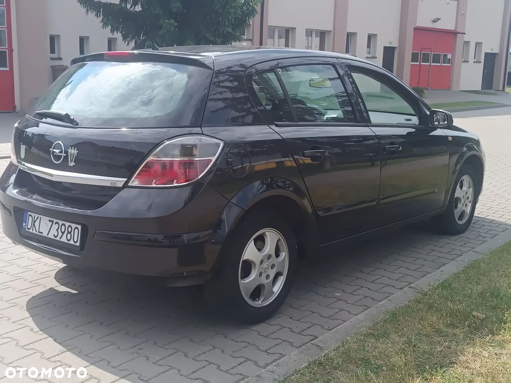 Opel Astra 1.6 Njoy - 7