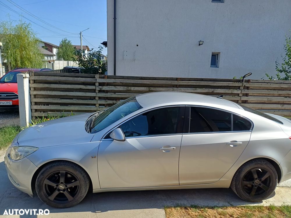 Opel Insignia 2.0 CDTI - 10