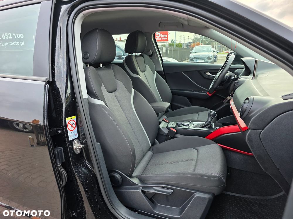Audi Q2 1.6 TDI S tronic design - 12