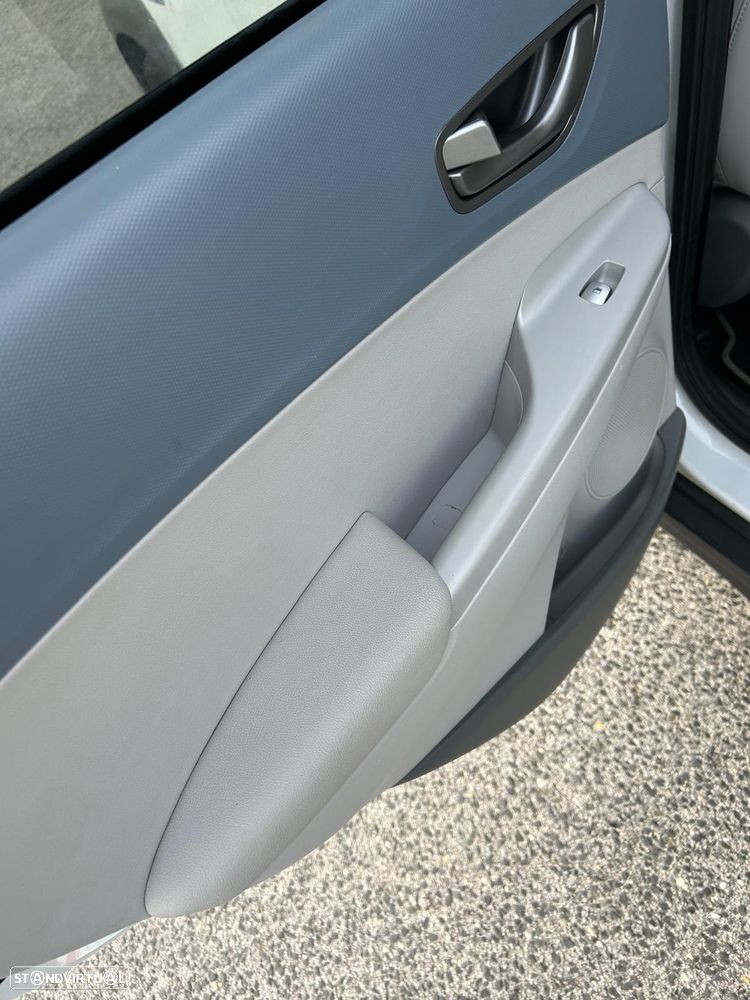 Hyundai Kauai EV 64 kWh Premium+P.Premium - 28