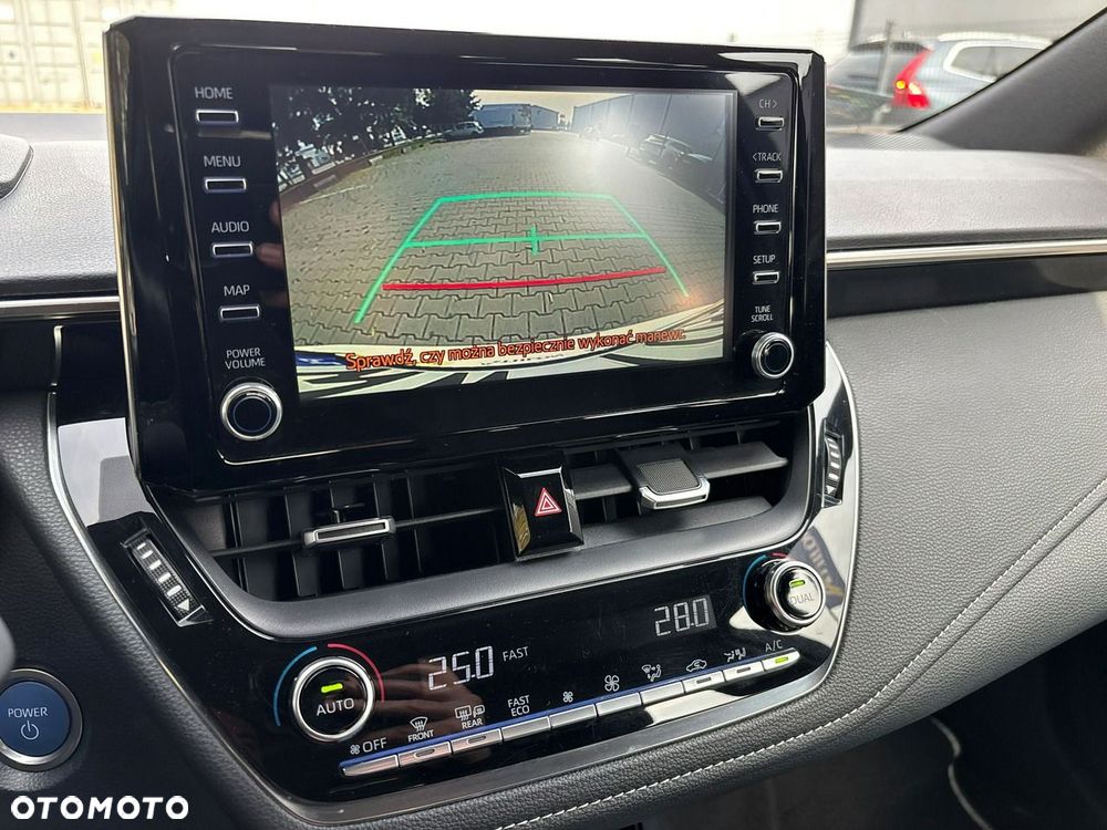 Toyota Corolla 1.8 Hybrid Comfort - 23