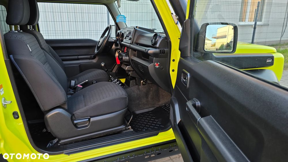 Suzuki Jimny 1.5 Premium - 11