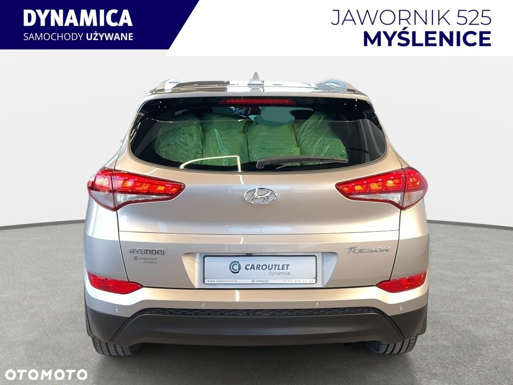Hyundai Tucson - 8