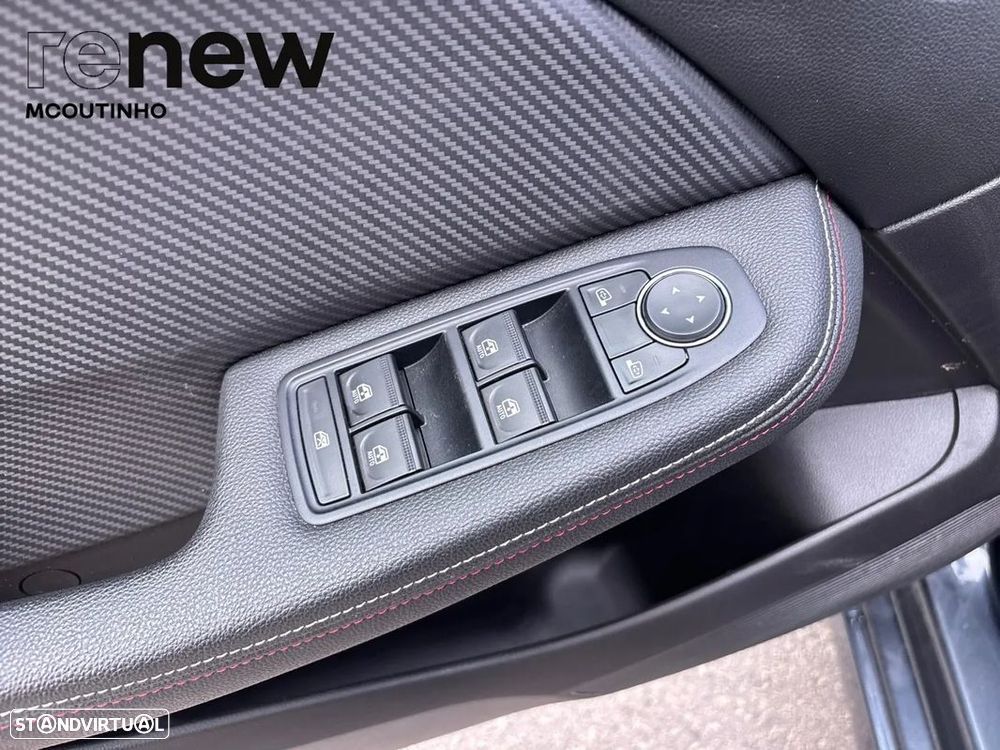 Renault Clio 1.0 TCe RS Line - 11