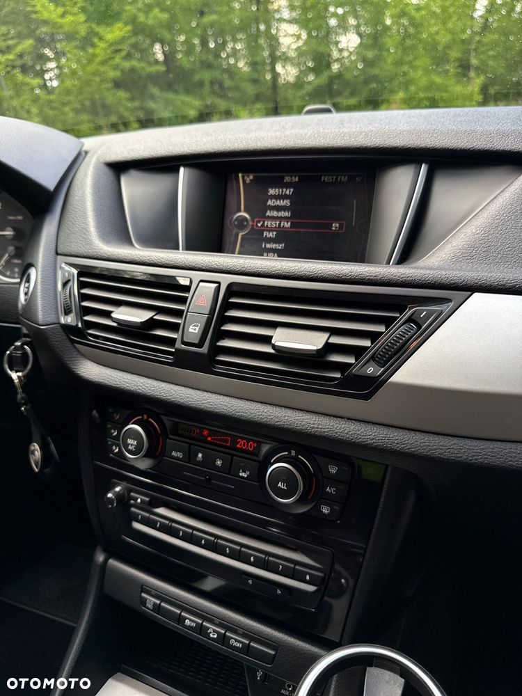 BMW X1 xDrive18d xLine - 28