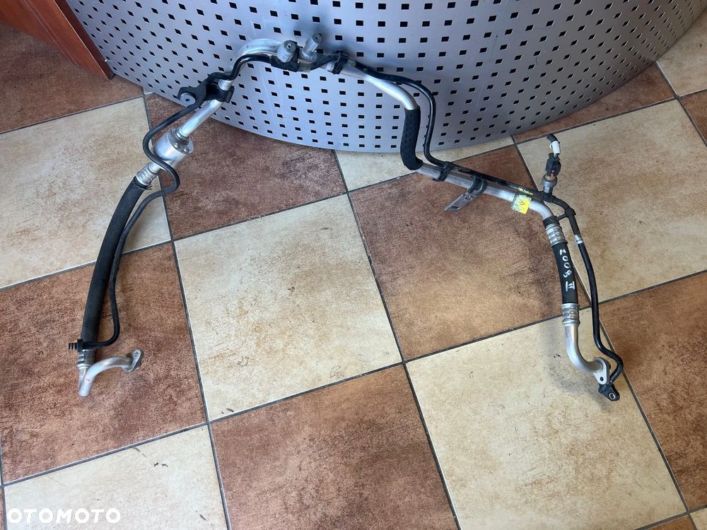 PRZEWÓD RURKA WĄŻ KLIMY KLIMATYZACJI PEUGEOT 2008 II 1.2 THP 9833241880 - 1