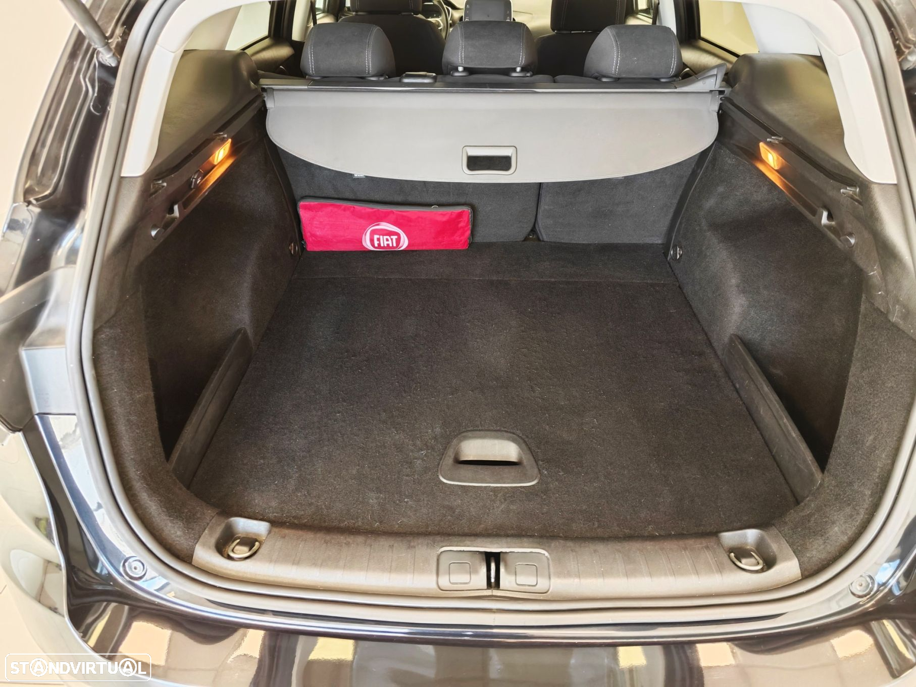 Fiat Tipo Station Wagon 1.6 M-Jet Lounge Tech J17 DCT - 10