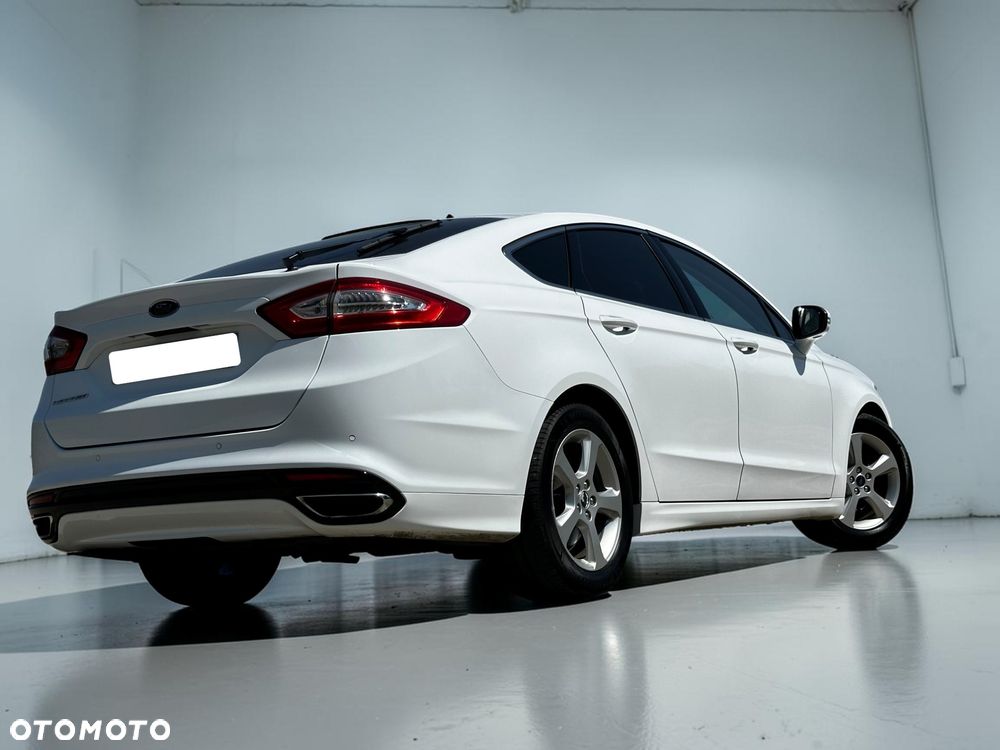 Ford Mondeo 2.0 TDCi Titanium PowerShift - 19