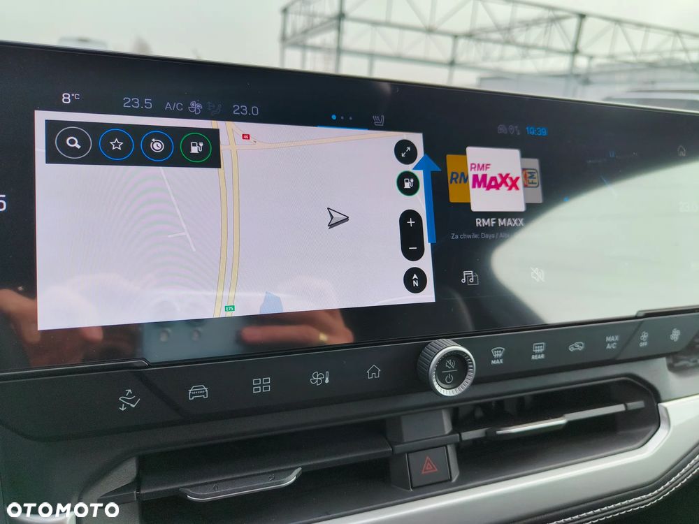 Jeep Compass 73.7kWh Altitude FWD - 17