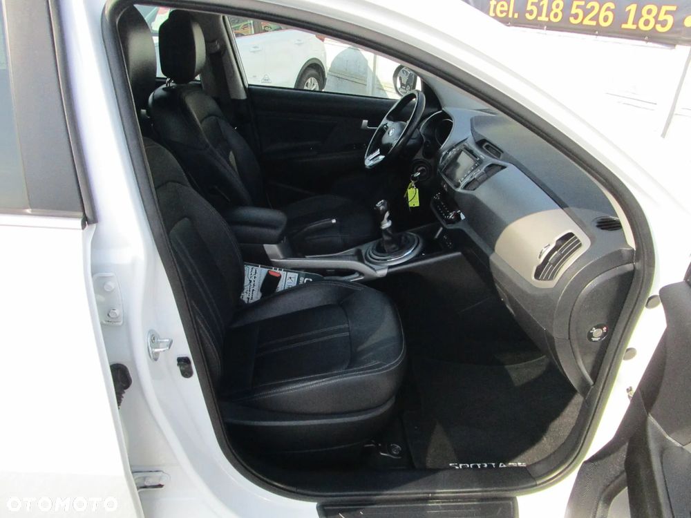Kia Sportage 1.6 GDI 2WD ISG Vision - 26