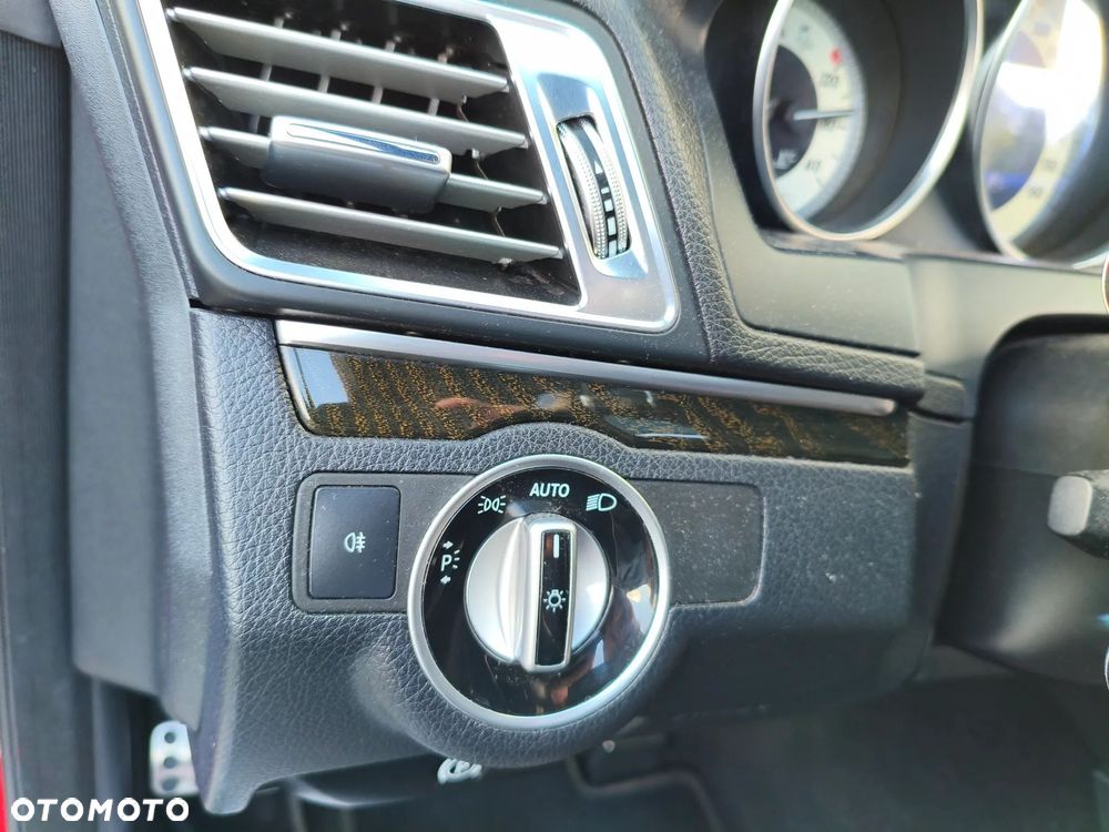 Mercedes-Benz Klasa E 350 7G-TRONIC - 32