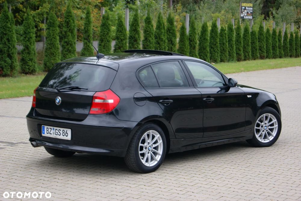 BMW Seria 1 120d - 8