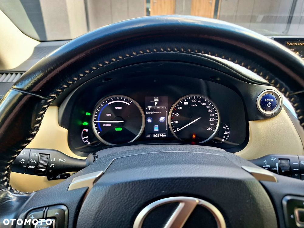 Lexus NX 300h Business Line - 21