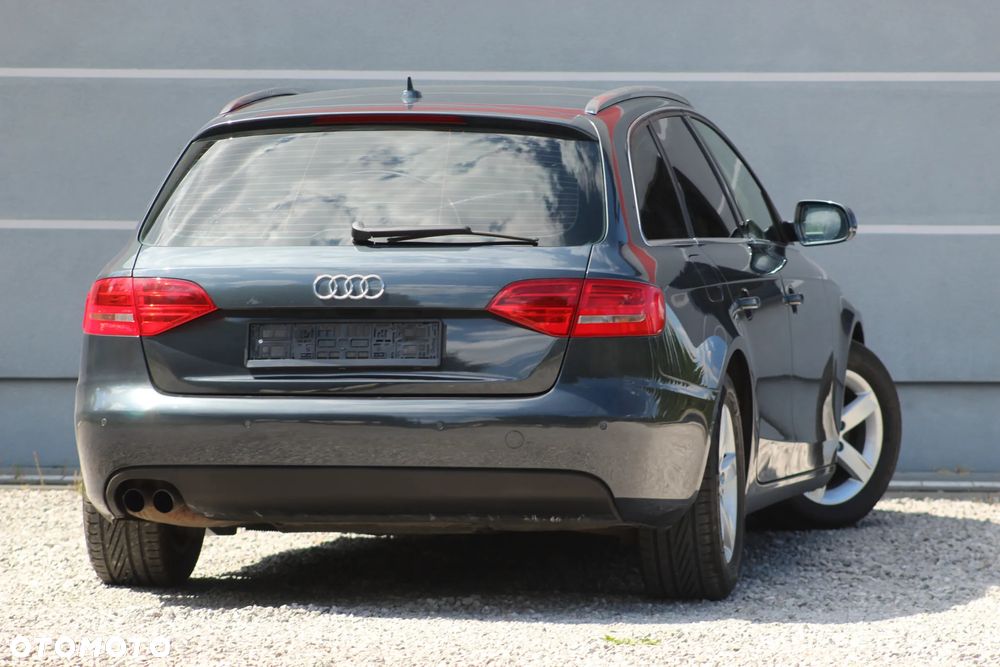 Audi A4 Avant 2.0 TDI e DPF Ambiente - 4