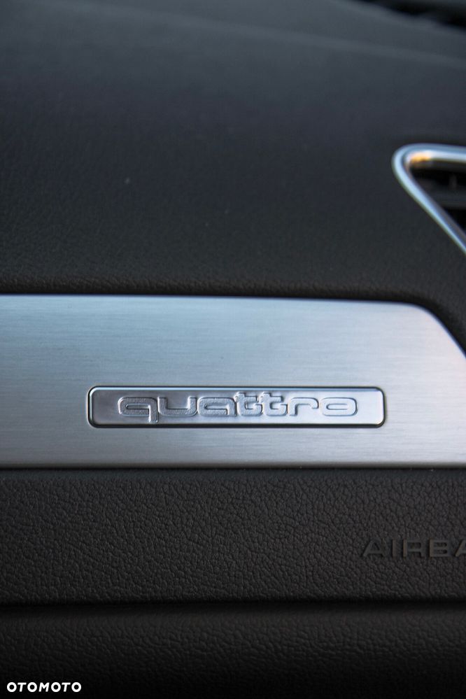 Audi S4 Avant - 27