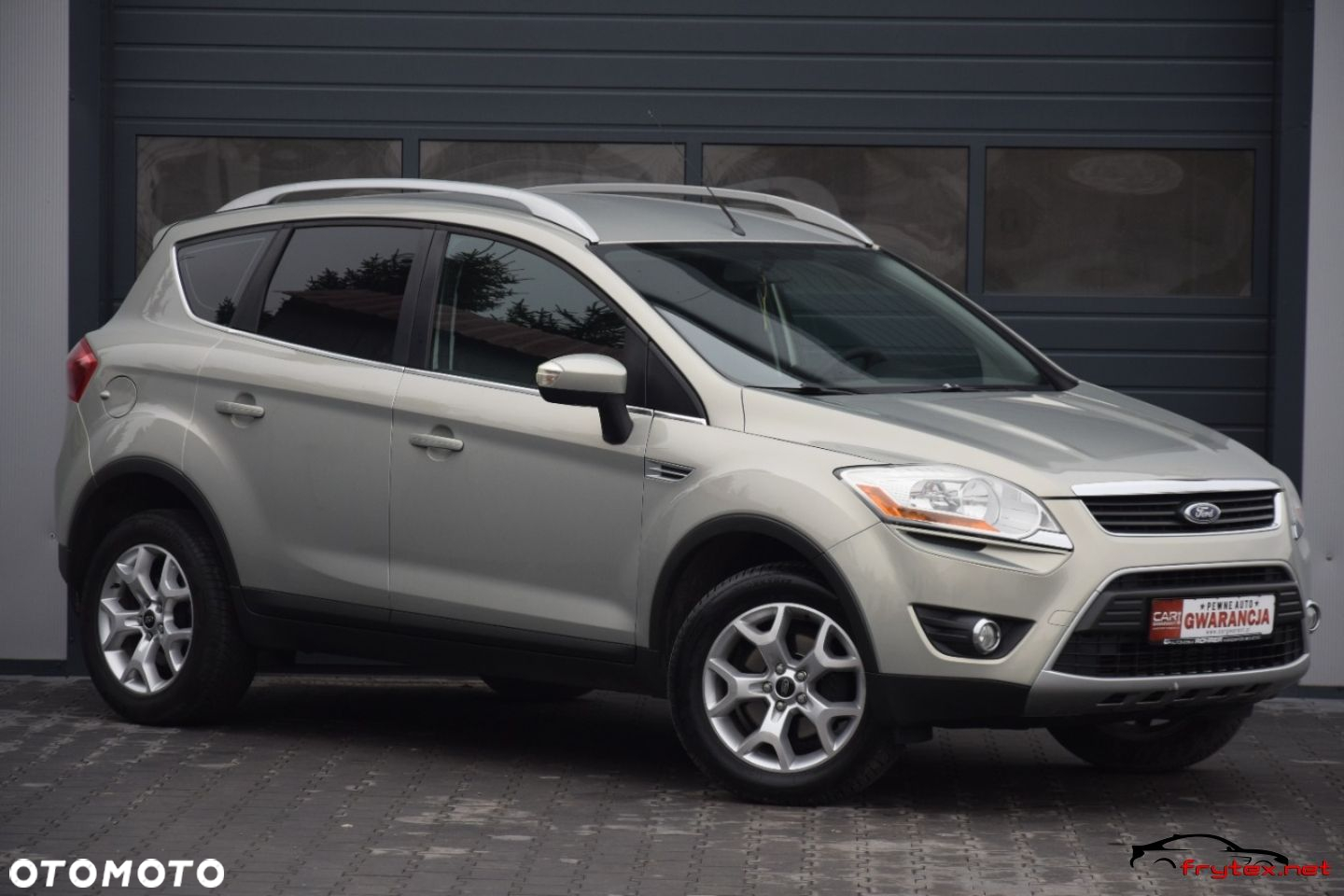 Ford Kuga - 3