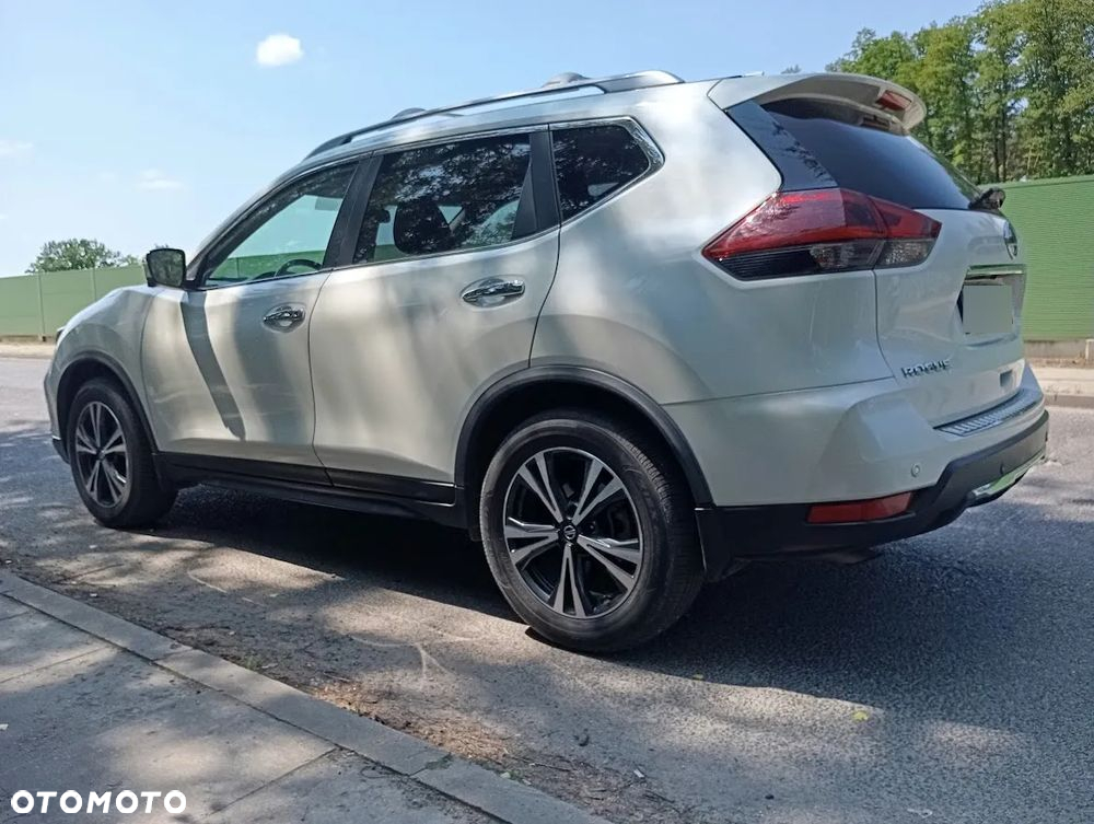 Nissan Rogue - 4