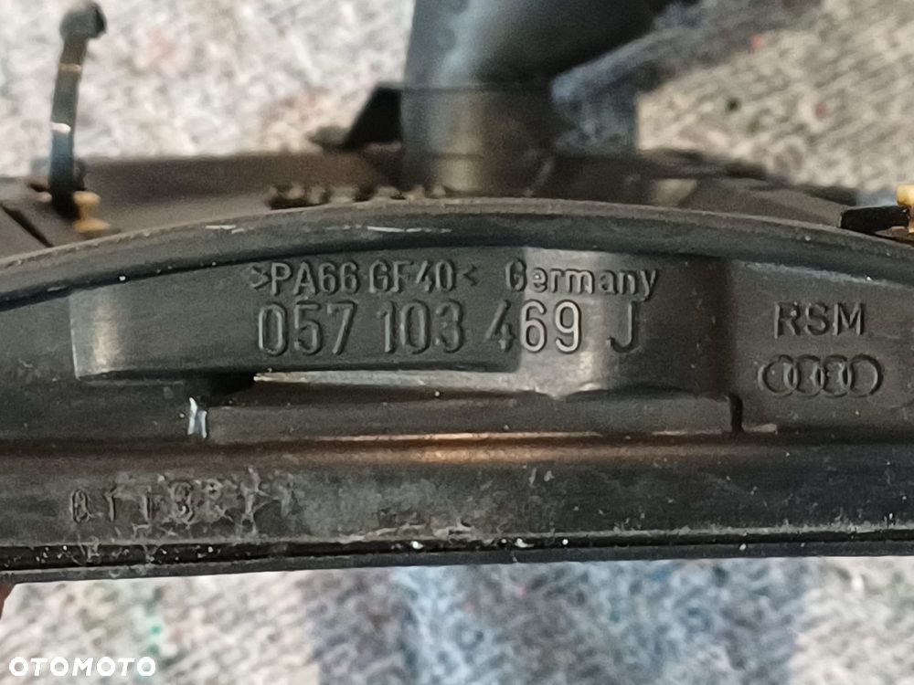 NR 59 Pokrywa zaworów Audi A8 D3 4,2TDI 057103469J - 7