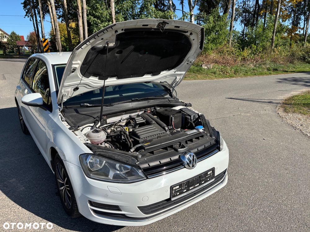 Volkswagen Golf 1.2 TSI BlueMotion Technology Allstar - 14