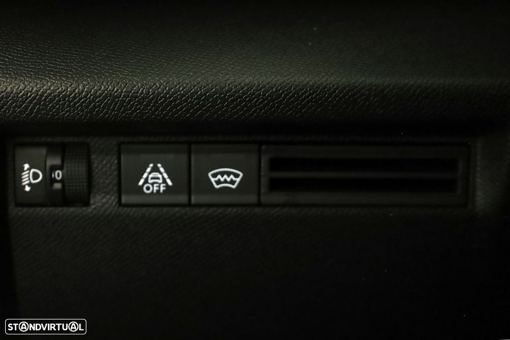 Citroën C4 1.2 PureTech Plus EAT8 - 19