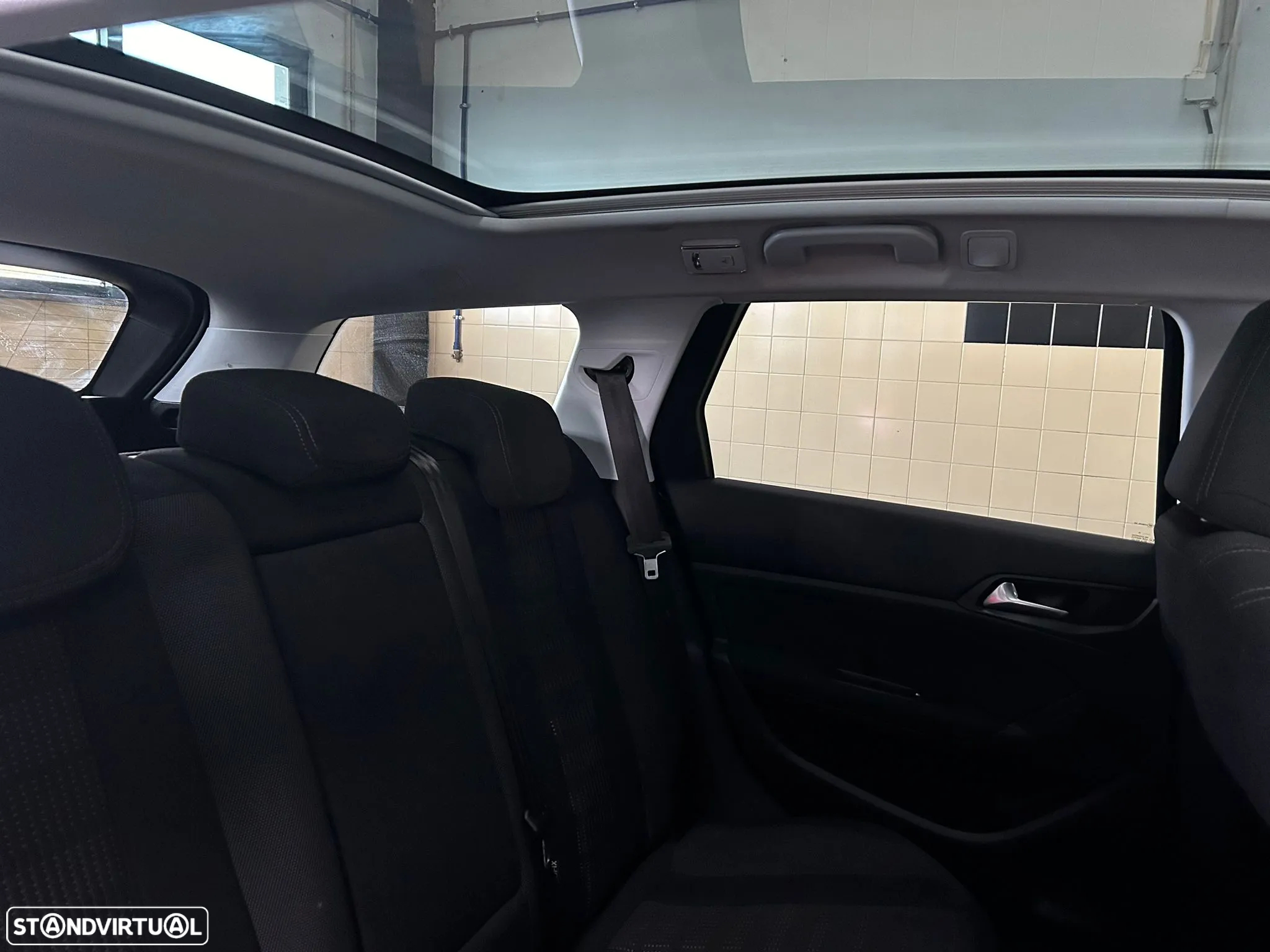Peugeot 308 1.6 HDi Access - 32