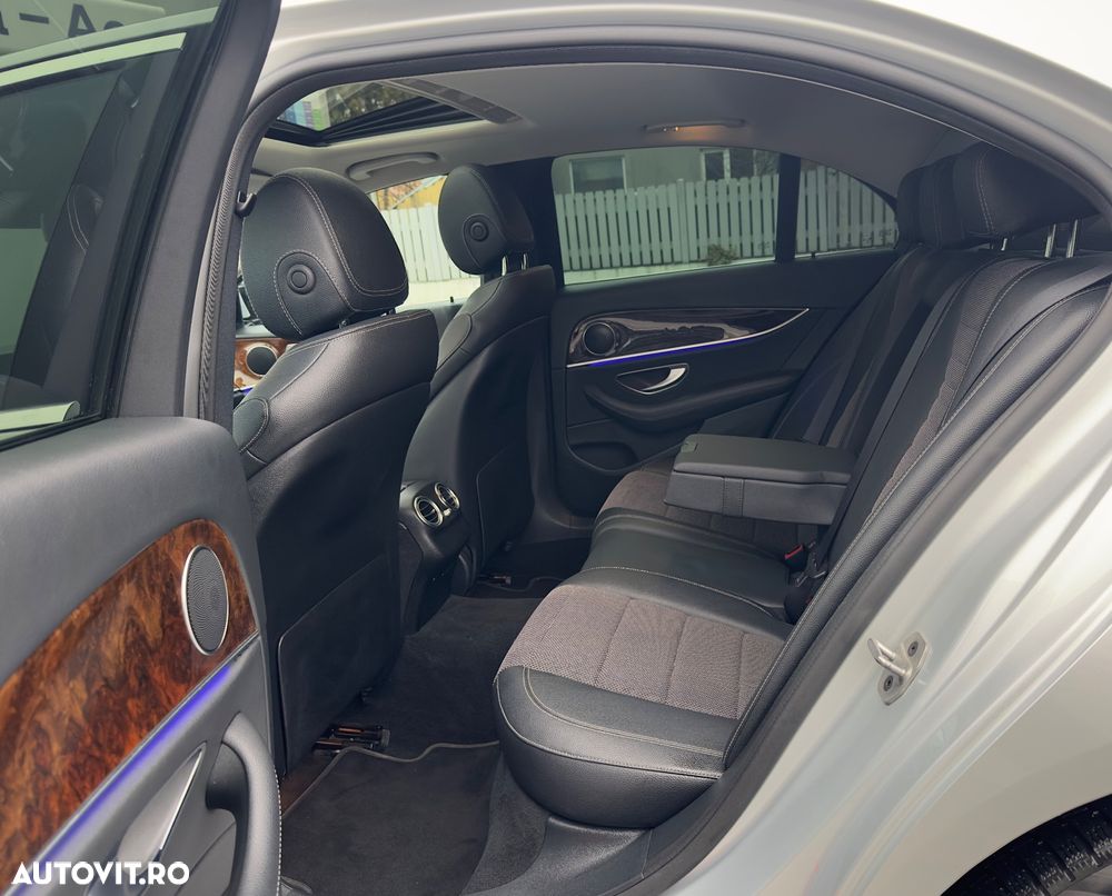 Mercedes-Benz E 220 d Aut. - 23