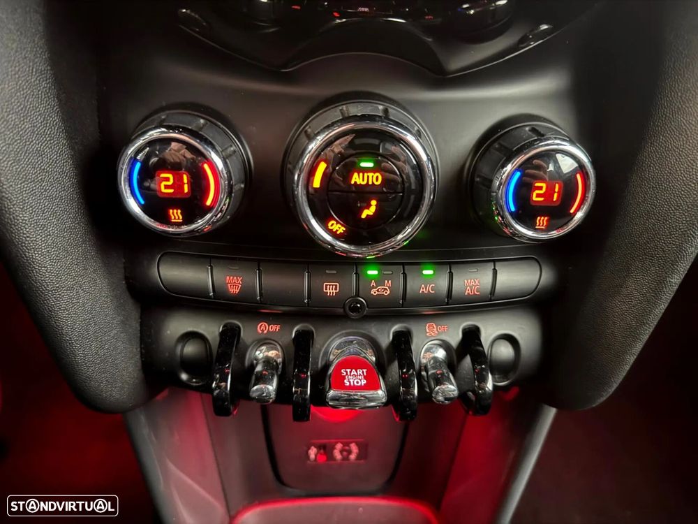 MINI 3 Portas Cooper D - 23