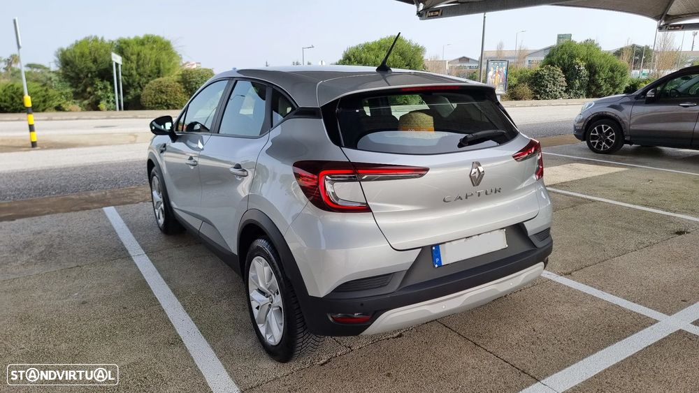 Renault Captur 2022 photo 4