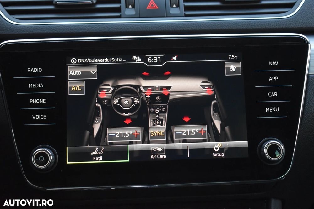 Skoda Superb Combi 2.0 TDI DSG Ambition - 22