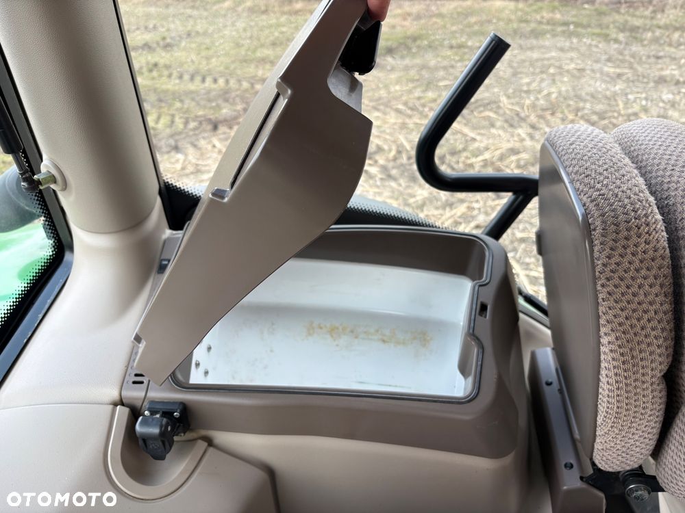 John Deere 6210R - 10