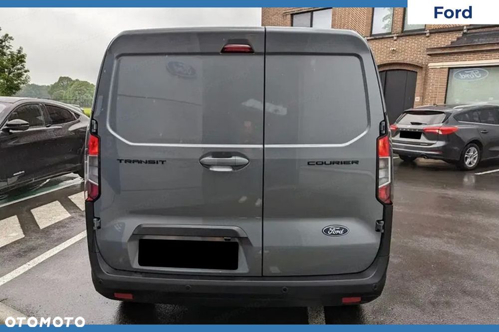 Ford Transit Courier Limited A7 1.0 125KM - 6