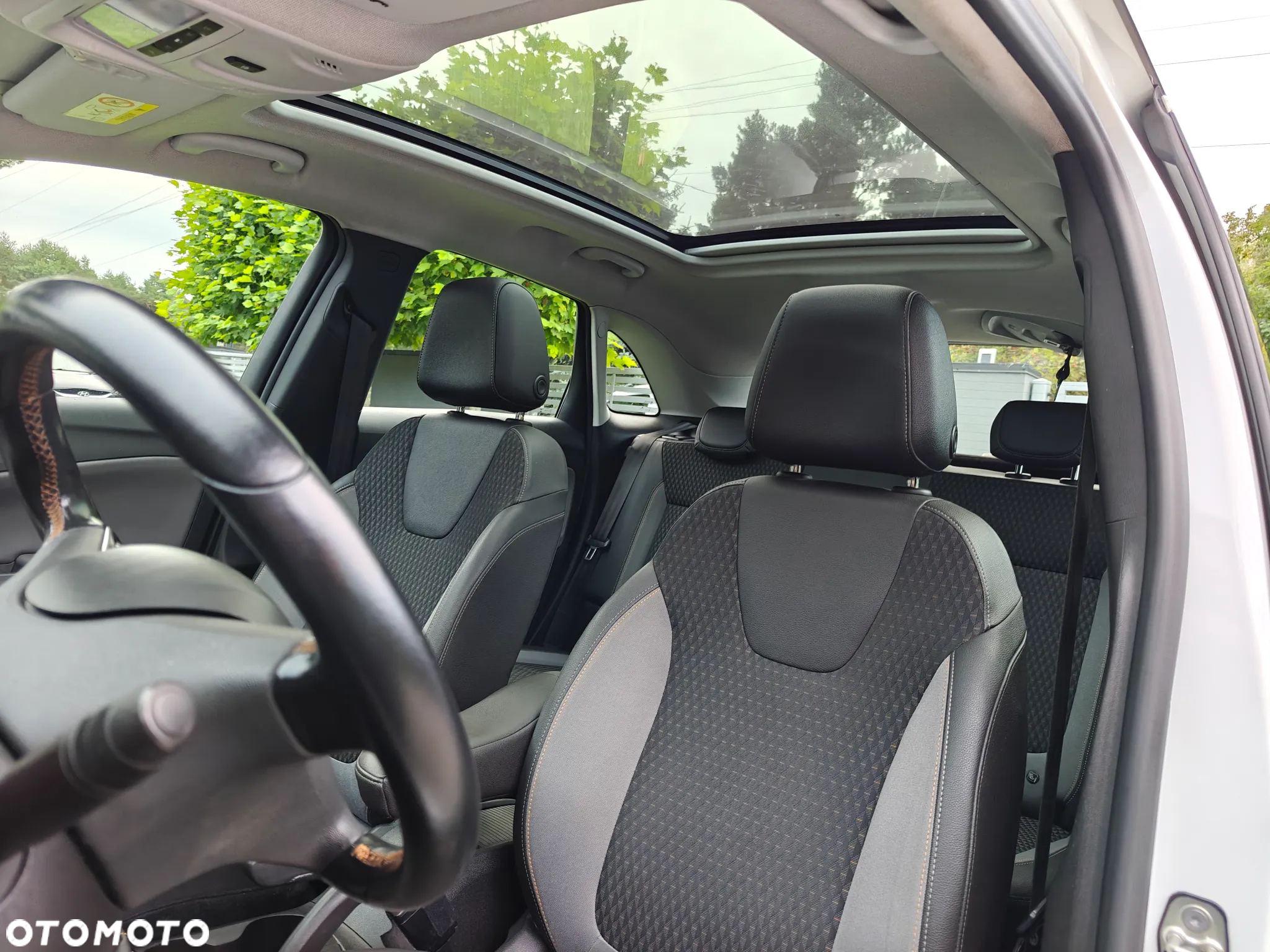 Opel Crossland X - 20