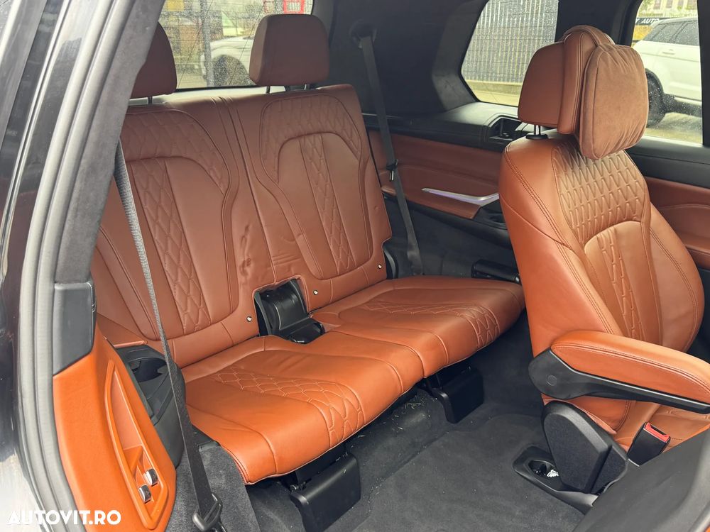 BMW X7 xDrive40d MHEV - 28